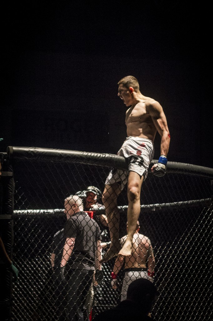 Steve Garcia Jr._Triple A MMA IV